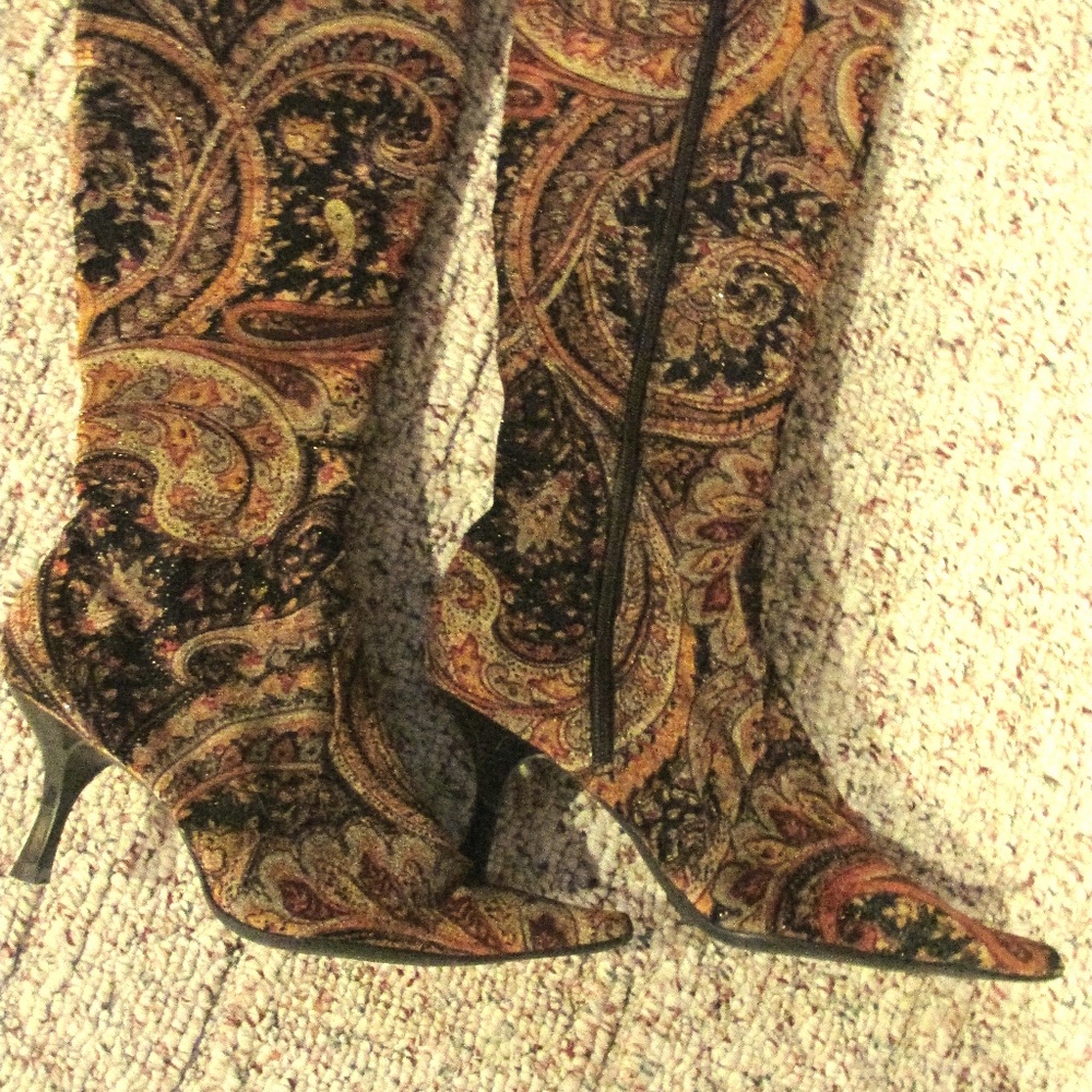 Diba East  New Brown/Black Patterned Boots, Size 8
